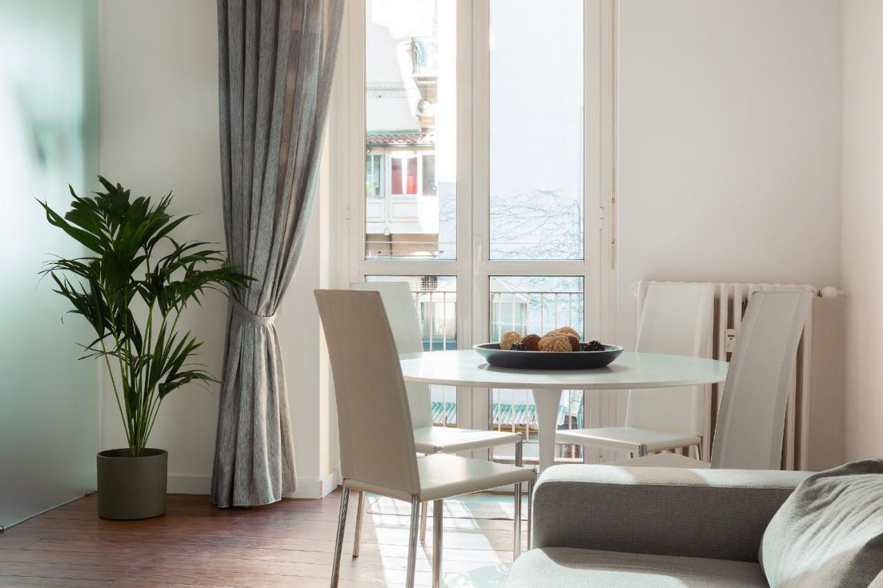 Hl Apartment - Brera, Garibaldi, Moscova, Duomo, Montenapoleone Milano Ngoại thất bức ảnh