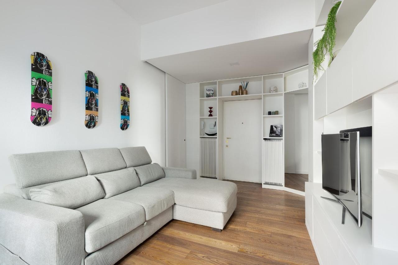Hl Apartment - Brera, Garibaldi, Moscova, Duomo, Montenapoleone Milano Ngoại thất bức ảnh